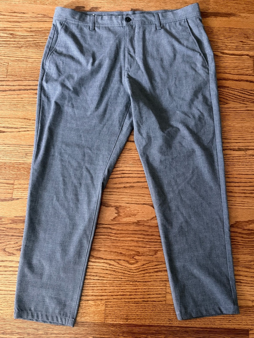 ZARA Men’s Gray Check Slim Tapered Flat Front Dress Pants Waist 38